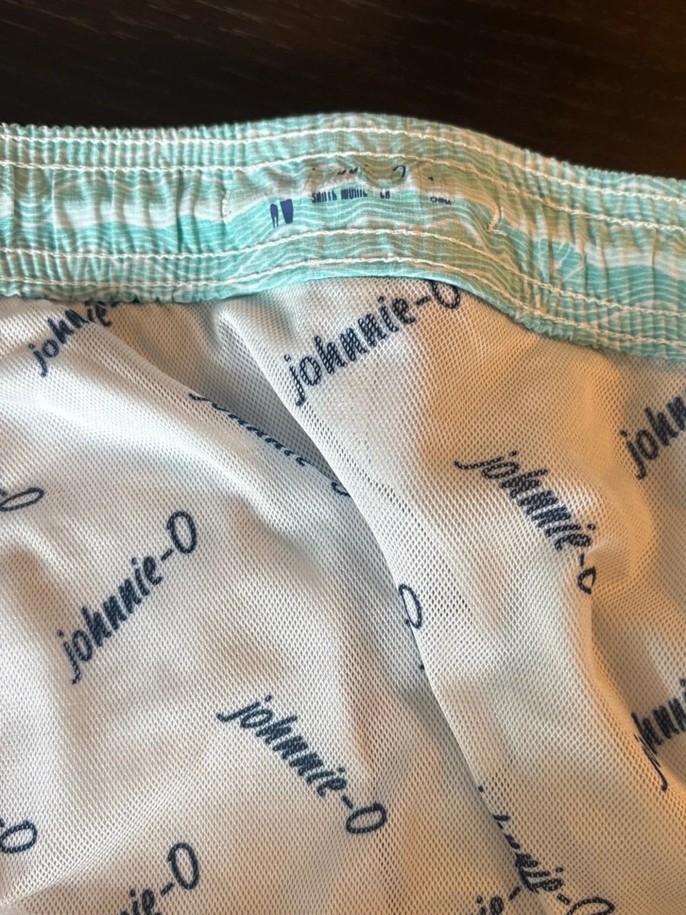 johnnie-O Wave-Print Swim Trunks Boys size 14